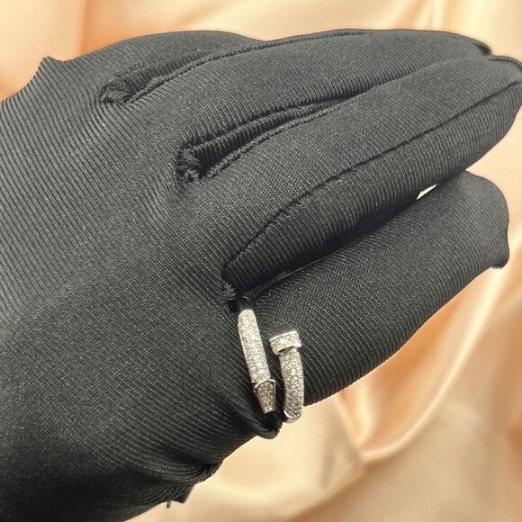 Elegant Wrap Sterling Silver Ring with Pave Crystals - Picture 6 of 6